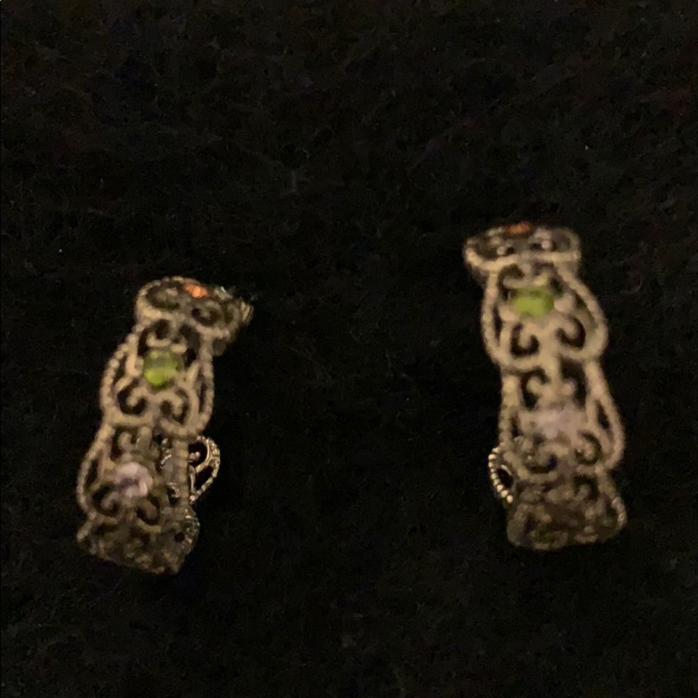 Antique look bronze earrings